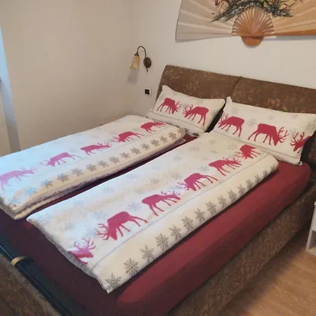 Fausta Apartment *